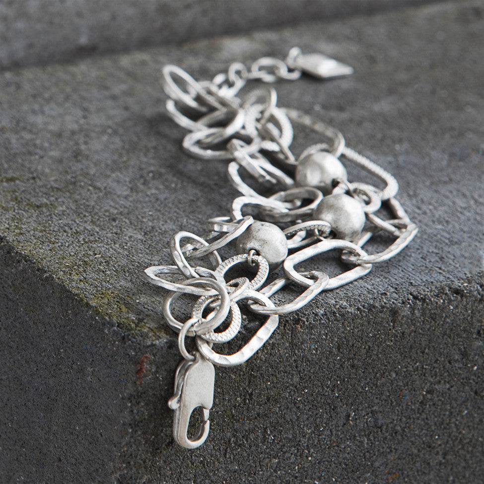 Tutti antique silver finish 3-strand oval chain bracelet - Ellimonelli