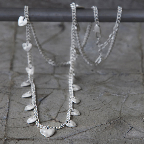 Tutti antique silver finish sweetheart charm chain necklace - Ellimonelli